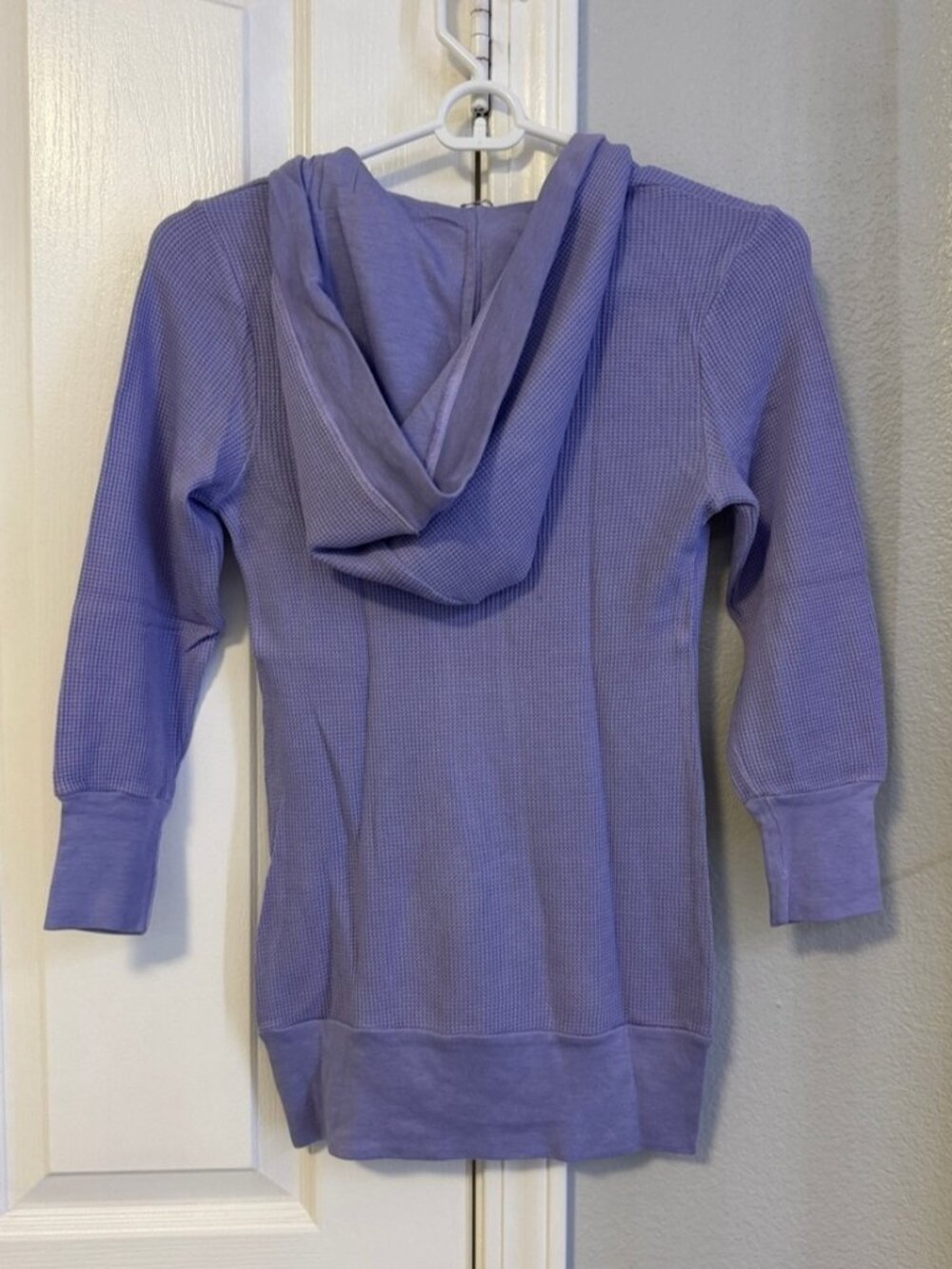 Purple top - Picture 3 of 3